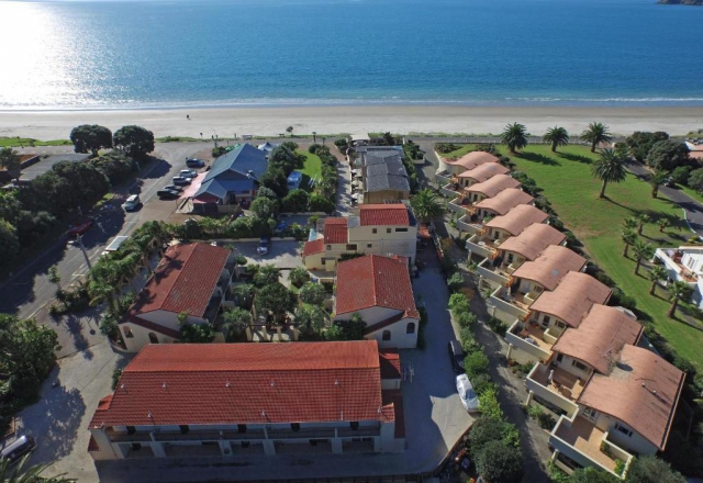 Onetangi Beach Apartments