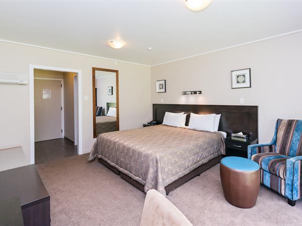Discovery Settlers Hotel