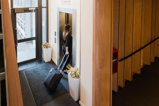 Gilmer Apartment Hotel