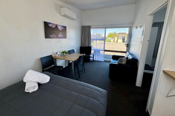 Spanish Lady Motel