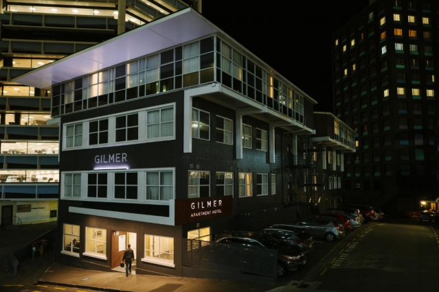 Gilmer Apartment Hotel