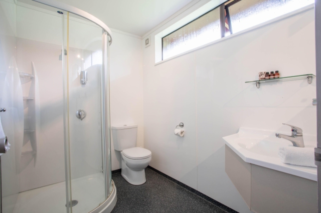 Te Anau Top 10 Holiday Park