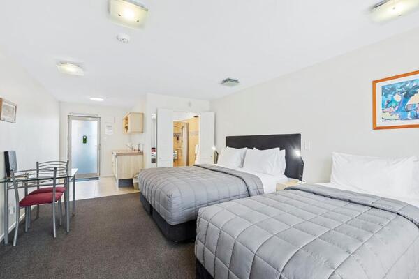 Tussock Peak Lodge
