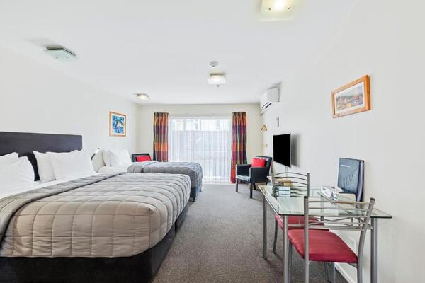Tussock Peak Lodge