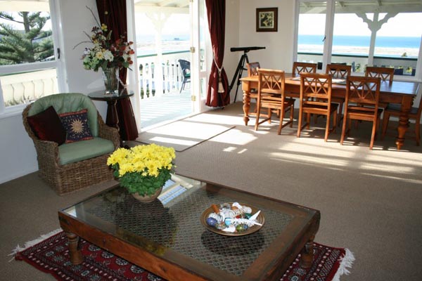 Mangawhai Lodge - A Room with a View
