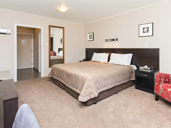 Discovery Settlers Hotel