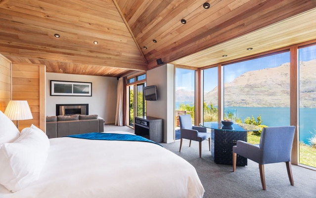 Azur Lodge