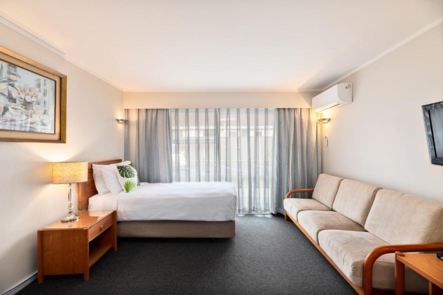 Best Western Newmarket Inn & Suites