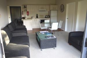 Bay of Islands Apartments & Camper Park