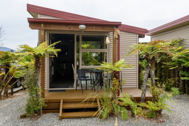 10 Cottages Franz Josef