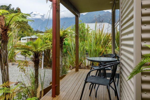 10 Cottages Franz Josef
