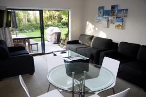 Bay of Islands Apartments & Camper Park