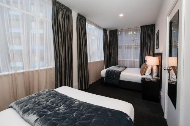 Gilmer Apartment Hotel