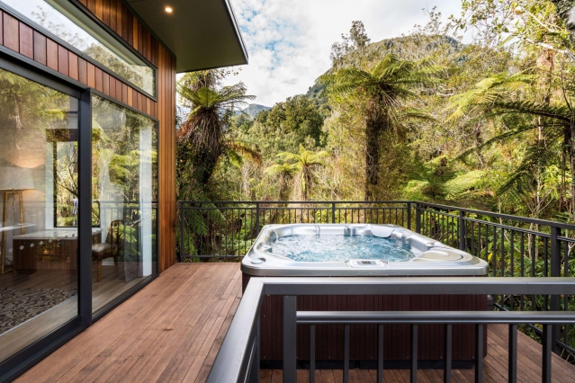 Rainforest Retreat and Holiday Park 