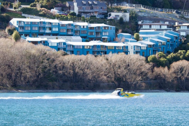 Spinnaker Bay Apartments