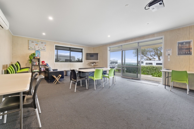 Belt Road Seaside Holiday Park