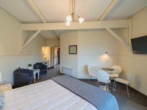 Asure Explorer Motel & Apartments