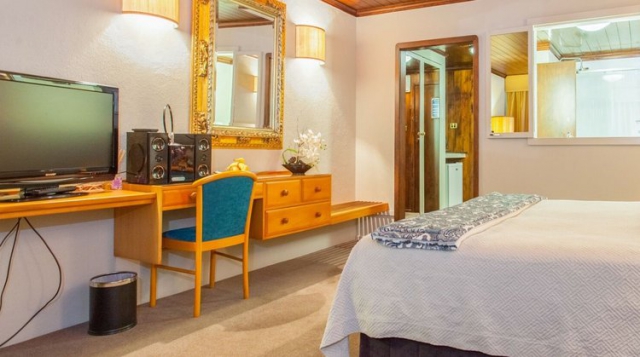 Waitakere Resort & Spa