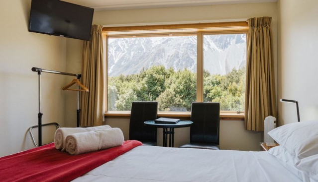 Aoraki Mt Cook Alpine Lodge