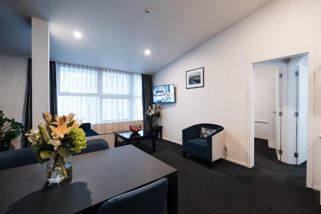 Gilmer Apartment Hotel