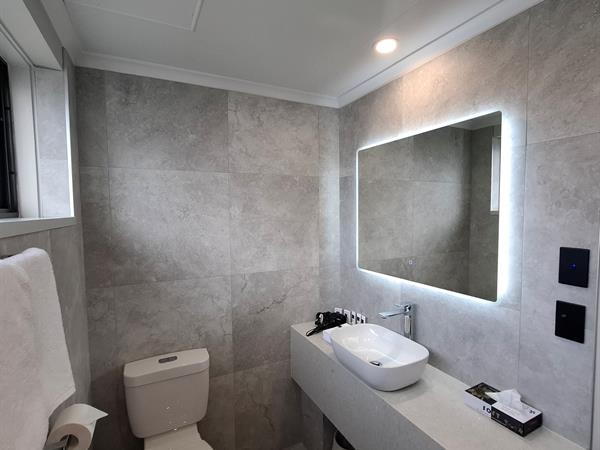 Distinction Coachman Hotel