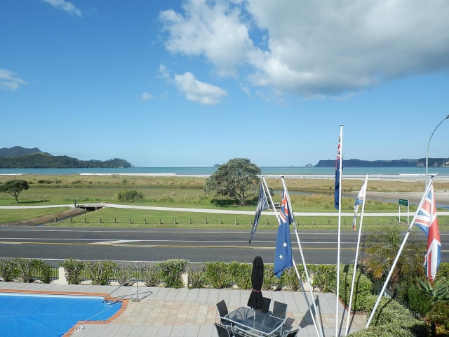 Admiralty Lodge Motel