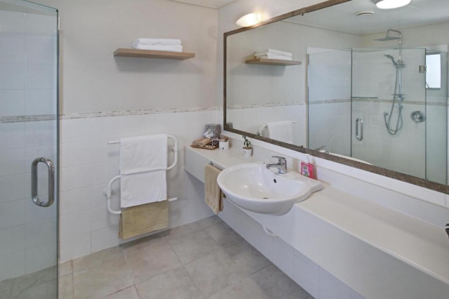 Whangaparaoa Lodge