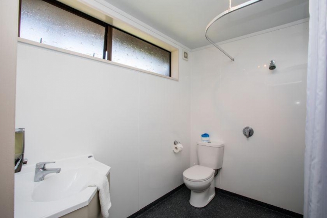 Te Anau Top 10 Holiday Park