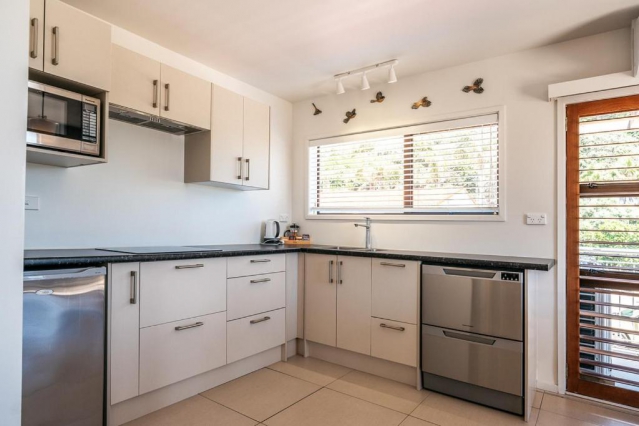 Onetangi Beach Apartments