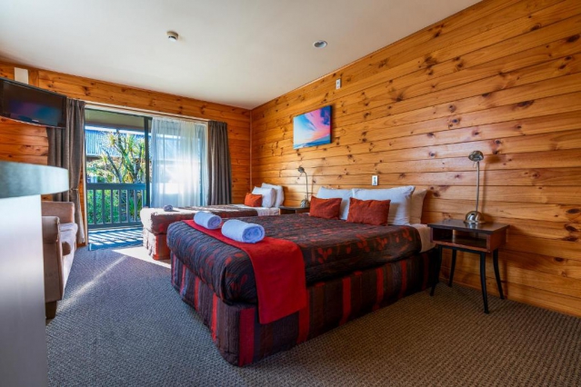 Rainforest Retreat and Holiday Park 