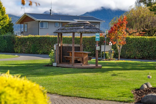 Tasman Holiday Parks - Te Anau