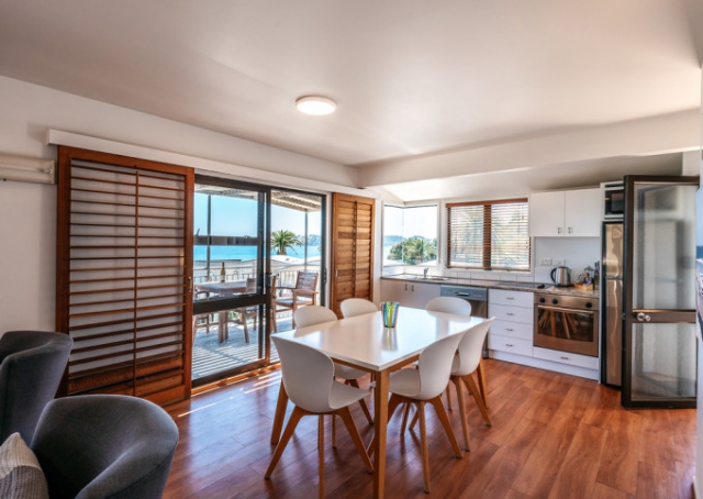 Onetangi Beach Apartments