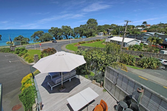 Whangaparaoa Lodge