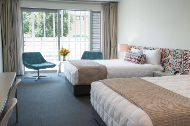Navigate Seaside Hotel