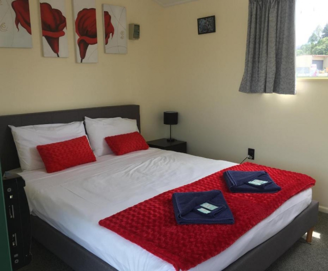 Otorohanga Holiday Park