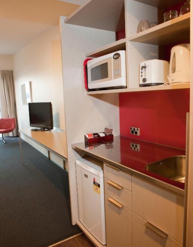 Navigate Seaside Hotel