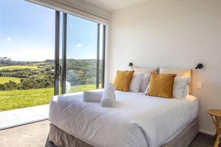 Park Point Luxury Apartment 