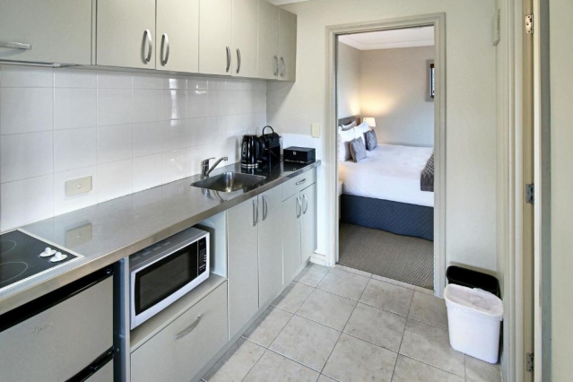Whangaparaoa Lodge