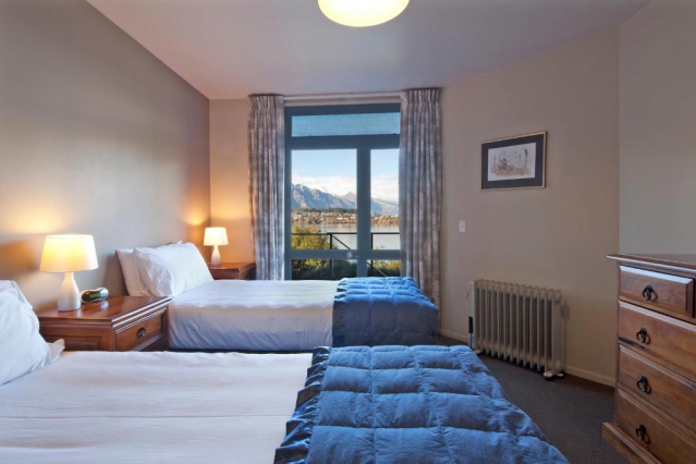 Spinnaker Bay Apartments