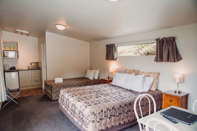 10 Cottages Franz Josef