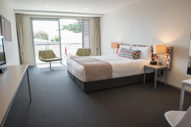 Navigate Seaside Hotel