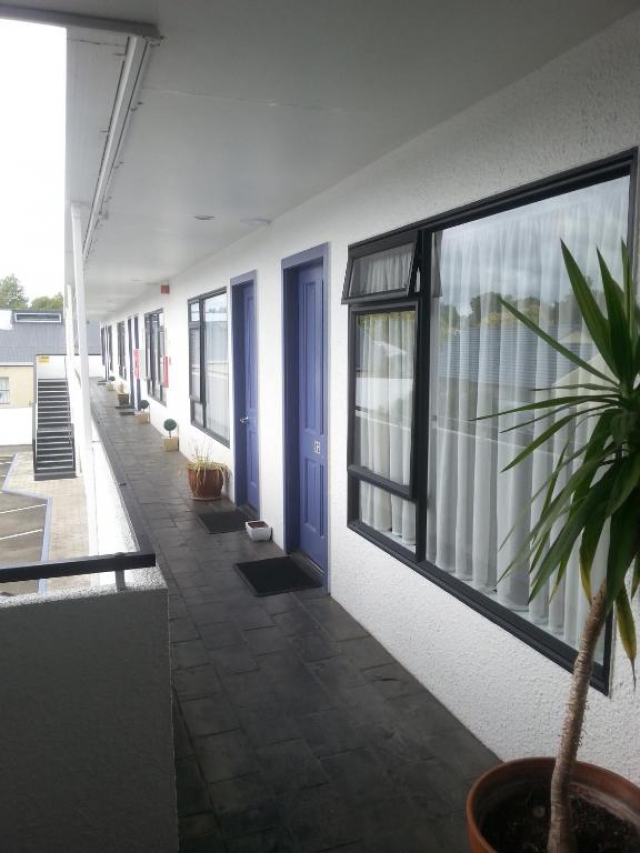 Shadzz Motel & Conference Centre