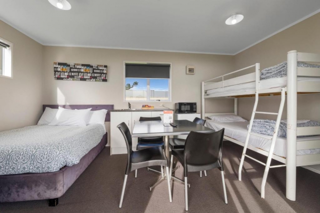 Belt Road Seaside Holiday Park