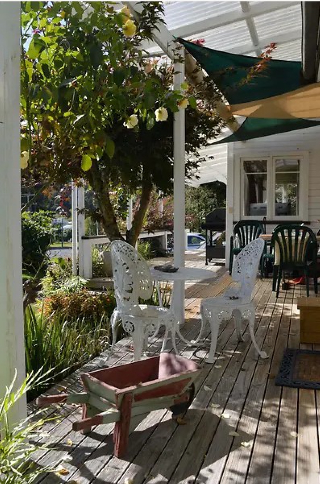 Magpie Cottage Homestay Bed & Breakfast