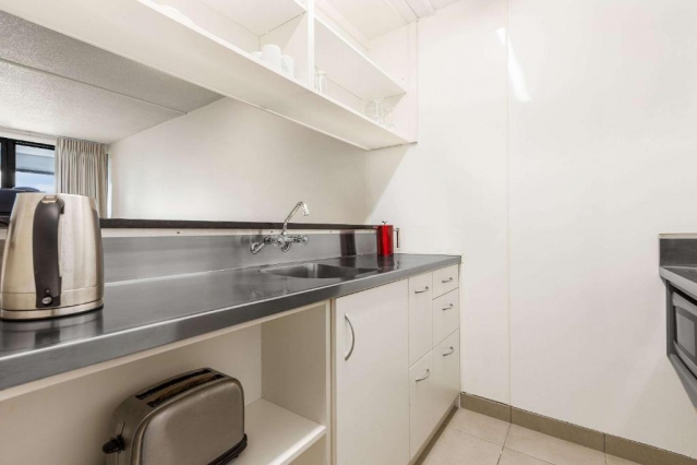 The Parnell Hotel & Conference Centre