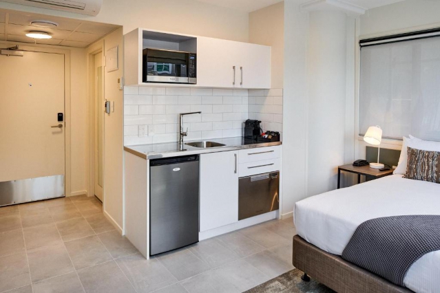 Sojourn Apartment Hotel - Ghuznee