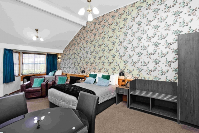 Balmoral Lodge Motel