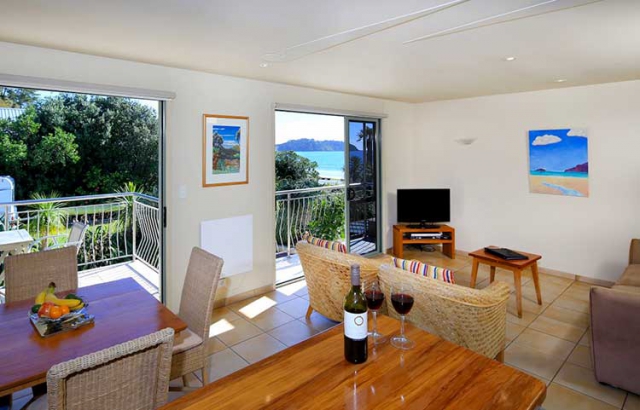 Onetangi Beach Apartments