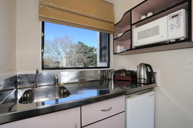 Shadzz Motel & Conference Centre