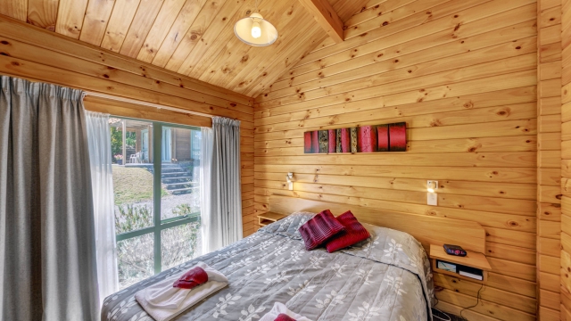 The Chalets Motel 